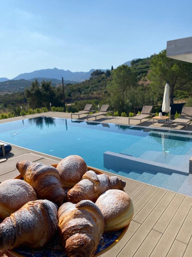 Sweet Cugnana Bed & Breakfast Exterior photo